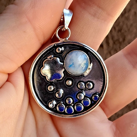 New Rainbow Moonstone 925 Silver Pendant. - Picture 7 of 16